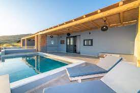 ΕΝΟΙΚΙΑΖΟΜΕΝΕΣ ΠΟΛΥΤΕΛΕΙΣ ΣΟΥΙΤΕΣ SUNSET JUNIOR SUITES ΑΓΙΟΣ ΙΩΑΝΝΗΣ ΤΗNΟΣ ΤΡΙΑΝΤΑΦΥΛΛΟΥ ΜΑΡΙΑ