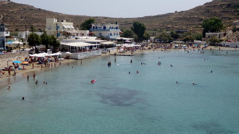 ΕΝΟΙΚΙΑΖΟΜΕΝΑ ΔΩΜΑΤΙΑ ΔΙΑΜΟΝΗ LOCO VERANO ΒΑΡΗ ΣΥΡΟΣ